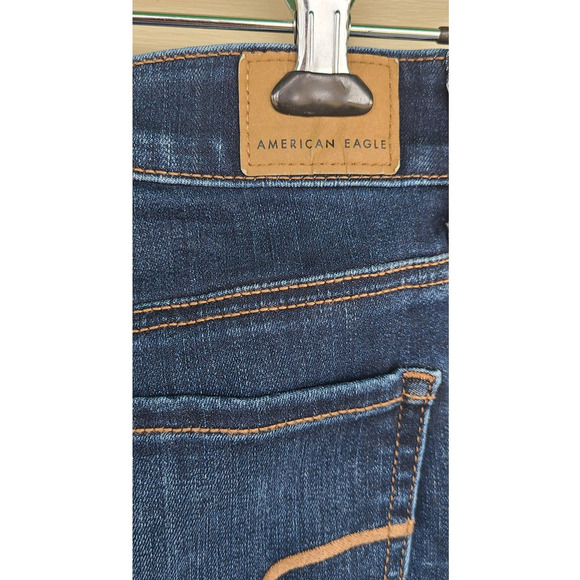 AE American Eagle Hi-Rise Shortie Shorts Size 6 Dark Wash - Picture 3 of 6